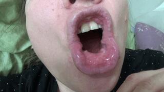 My morning bad breath and dirty tongue 2 ls