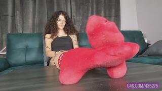 Smelly socks Make You Cum - 4K MP4