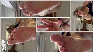 Juliette_RJ in an ultimate and realistic Giant attack - GIANTESS - BIG BOOBS - FOOT FETISH - TINY PEOPLE - SMALL PEOPLE - GIANT POV - REALISTIC GIANTESS VIEW - BRAZILIAN GODDESS - BBW GIANT - BIG BOOBS