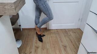 Apple puree in my High Heel and tights wmv 1280 x 720
