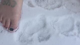 KRYSTAL-LIKE SNOW DAY