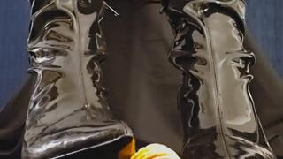 Patent Boots Crushing Crispy Chips - Intense Crunch Sound