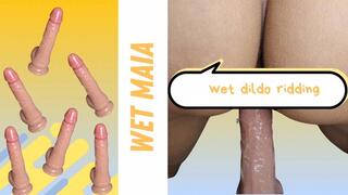 PEE: Wet dildo ridding