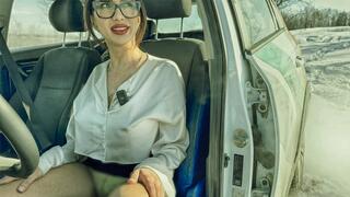 Sima Revving Upskirt Panties moment from shooting 4K_100mbps quality_full video 2min35sec