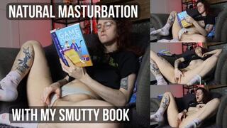 Natural masturbation whilst reading smut