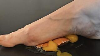 Slow Egg Foot Crush - Shell Crack & Thick Wet Texture (Close-Up Sound)