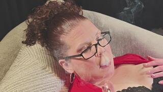 New slideshow focusing on French curls, applying lip gloss and boob play