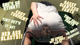 Nikkifarts69 DESTROYS: BBW Gags Tiny with MASSIVE Farts