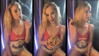 I smoke marlboro 100 in my marlboro swimsuit