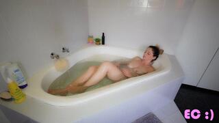 Bath Fantasy Cum On My Hair