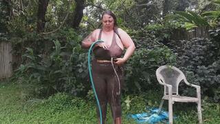 Muddy Yoga Clothes Rinse Off