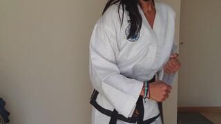 Agressive karate kicks with footpads