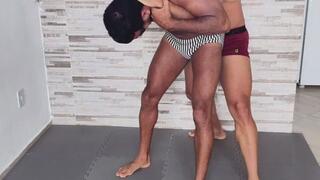 Sweaty Mat Domination: Technical Leglock War & Raw Muscle Struggle