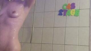 U DONT OPEN UR PEE PEE HOLE