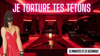 Je joue avec tes tetons