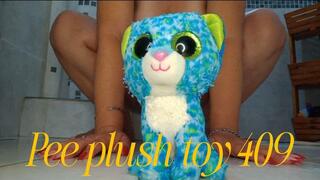 Pee plush toy 409