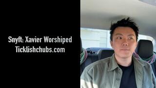 Snyft: Asian Cutie Xavier Gets His Feet Worshiped in the Car