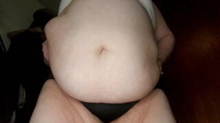 Kiss My Jiggly Belly