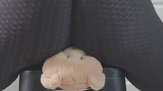 Yoga Pants Ass Smothering, Teddy Bear smash