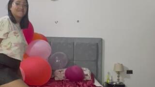 Pop all balloon the me room
