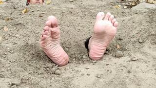 Back to being buried with the soles sticking out but very comfortable (4)