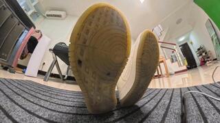 6K LELE dirty shoes smelly socks squashed little people 360VR