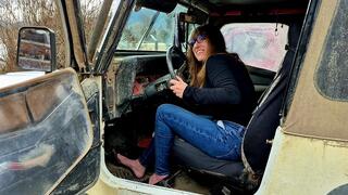 Dixie and the Cranky Old Jeep