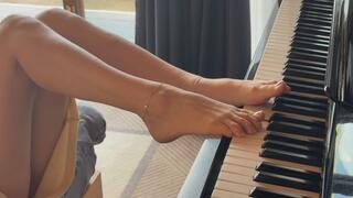 Watch Me Play the Piano With My Feet – Close-Up Soles, French Pedicure and Delicate Anklets
