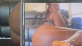 Big booty Giantess tease