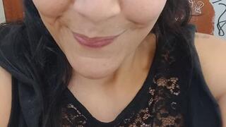 I run to the university bathroom to empty my bladder...do you like girls who don't clean their pee-covered pussies?