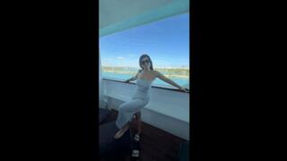 Lady Jeanette - Work! I'm on vacation. Part II