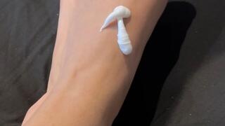 Moisturise my feet with me - size 7 female soles and white tips
