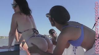 Tendernism (Sensual suntan lotion rub down from hot mulatto) - HD