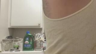 SLOBBIN' DOWN A SALAD