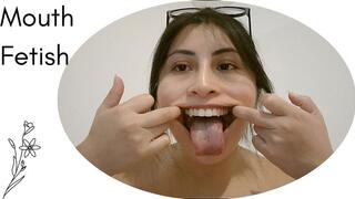 A huge mouth full of drool for you..