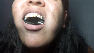 cookie lover- ASMR And chewing Sounds