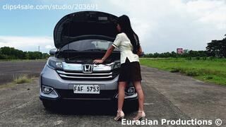 318 - Jammie revving Honda on rainy day