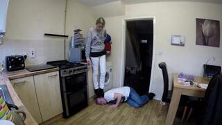 Chelsea Smoking Head Trampling Boots