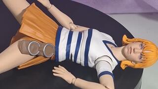 Let's search for monsterhand ! one piece Nami falls prey to playing with dolls