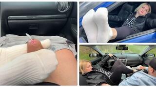 Sockjob in the car - payment in white socks MP4