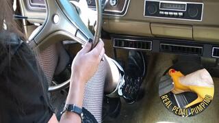 Italian Goth Boots Floods & Starts Stubborn 74 Scamp Aggressive Gas Pumping & Revving