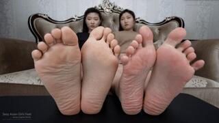 Asian girls NaNa and Xiaocai showcase their four sexy feet2 HD