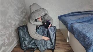 Zipping Coat and luggage