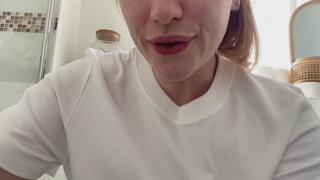 Stunning redhead FART compilation