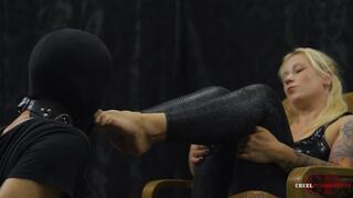 Barefoot Anette's licking slave HD MP4