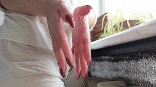 shorts_13Apr2026_SlowClickNails