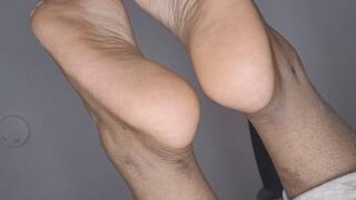 Under My Soles POV – Soft Sole Rub From Below