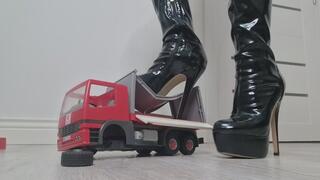 High Heels Destroy Giant Truck – Slow Crush POV & Deep Smash Sounds