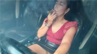Custom Clip: Kendra Revving While Smoking a Big Cigar