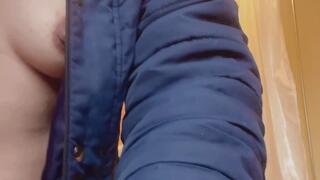 hana at kitchen cooking then she need go to